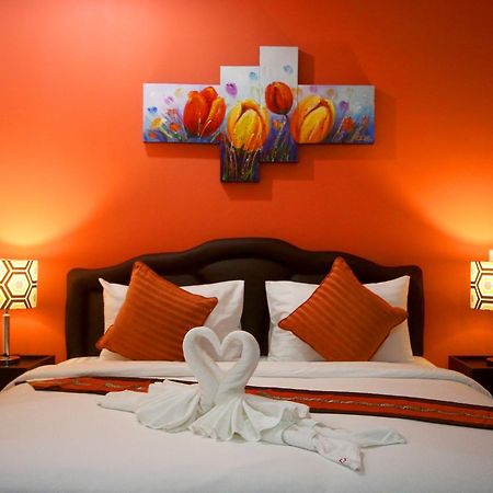 Tulip Inn Patong Extérieur photo