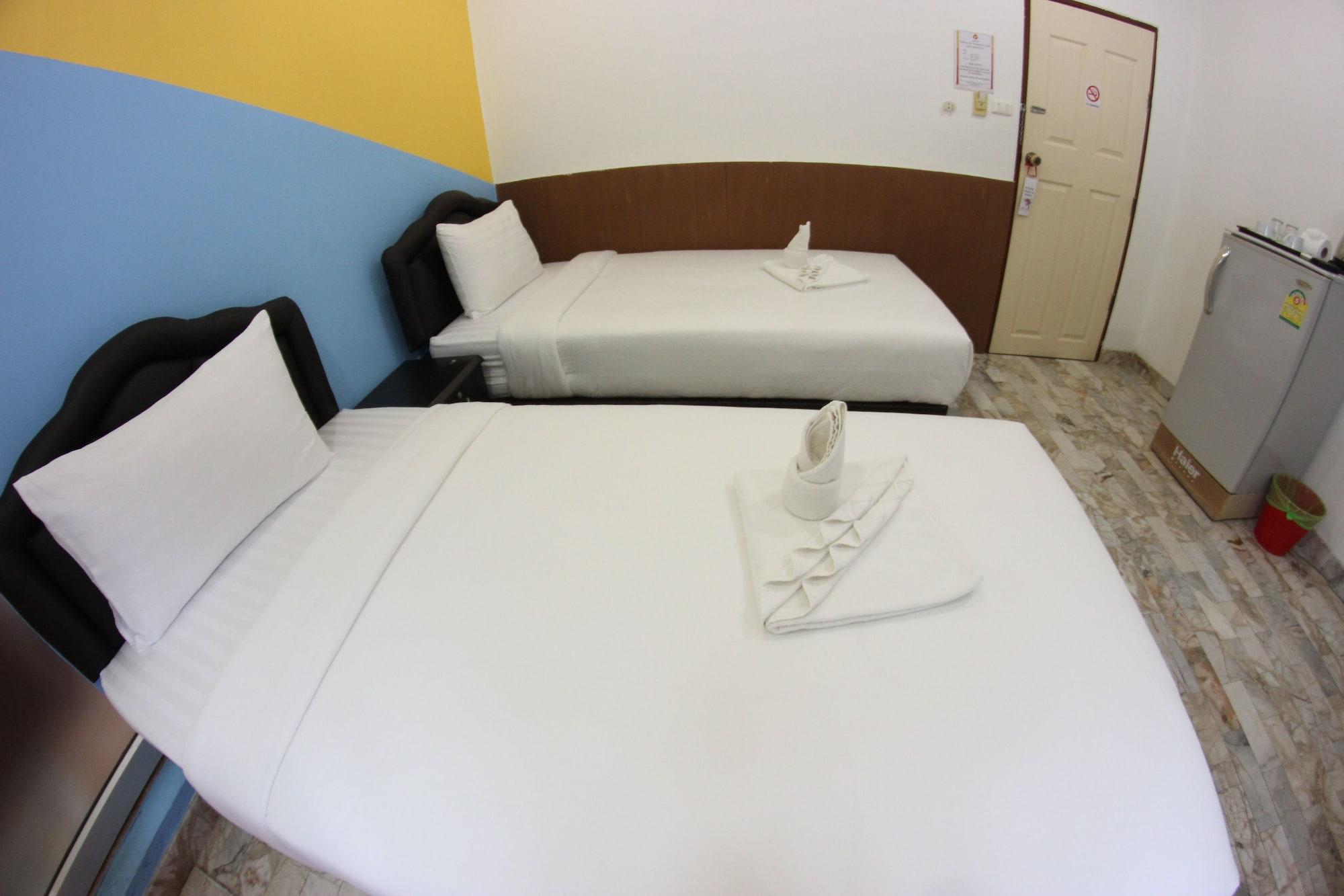 Tulip Inn Patong Extérieur photo