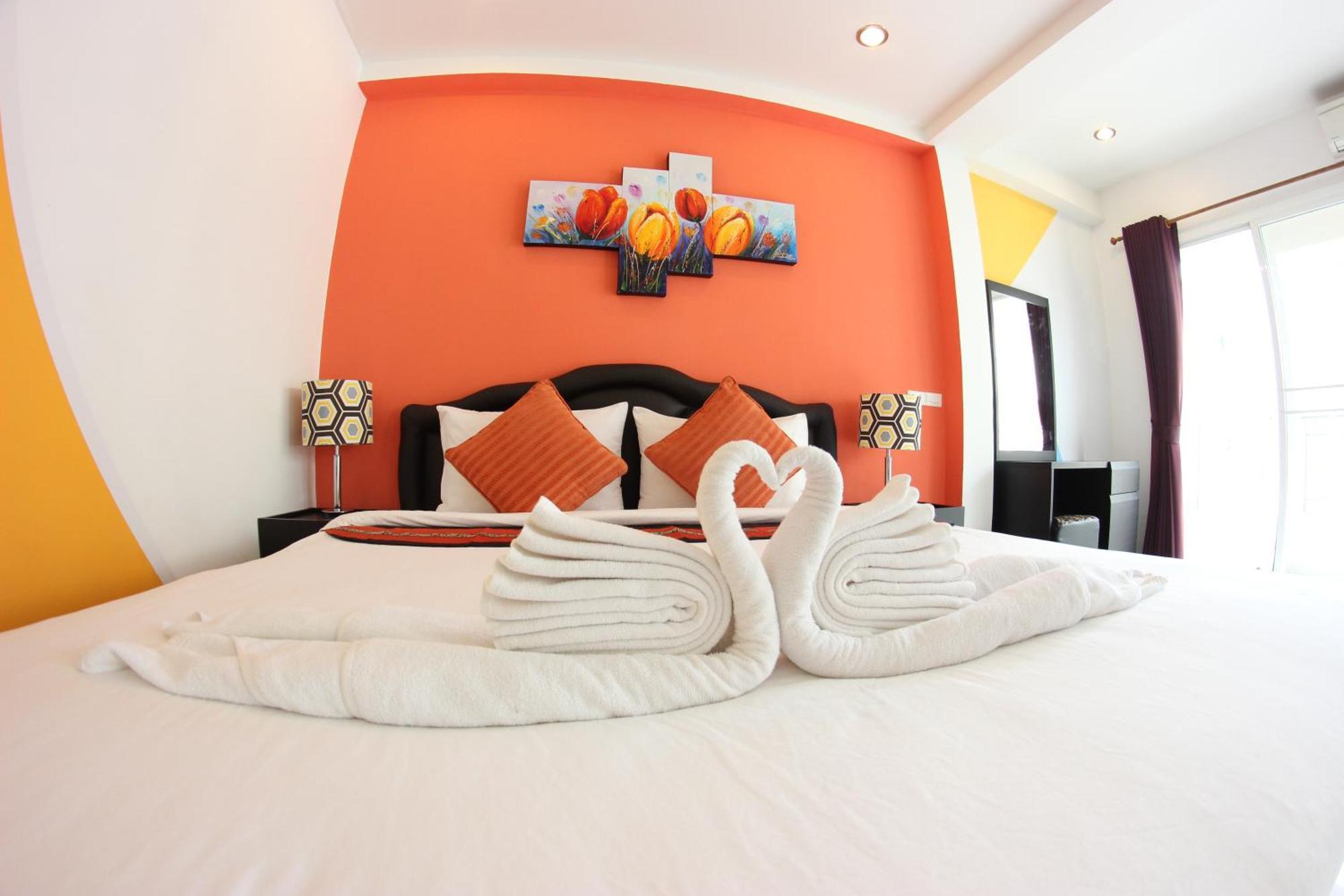 Tulip Inn Patong Extérieur photo