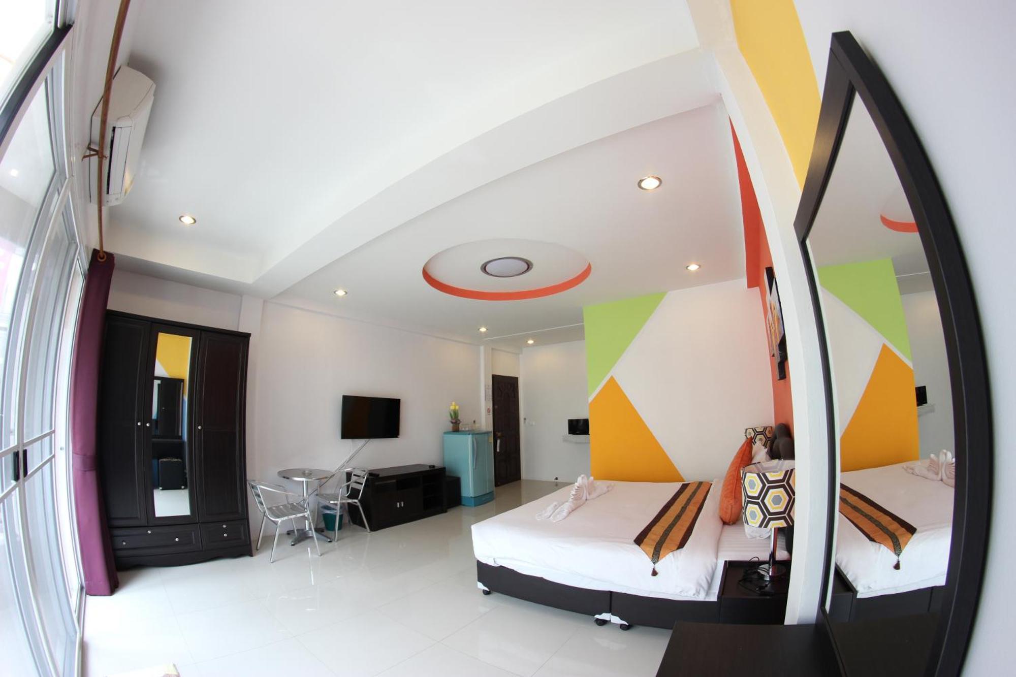 Tulip Inn Patong Extérieur photo