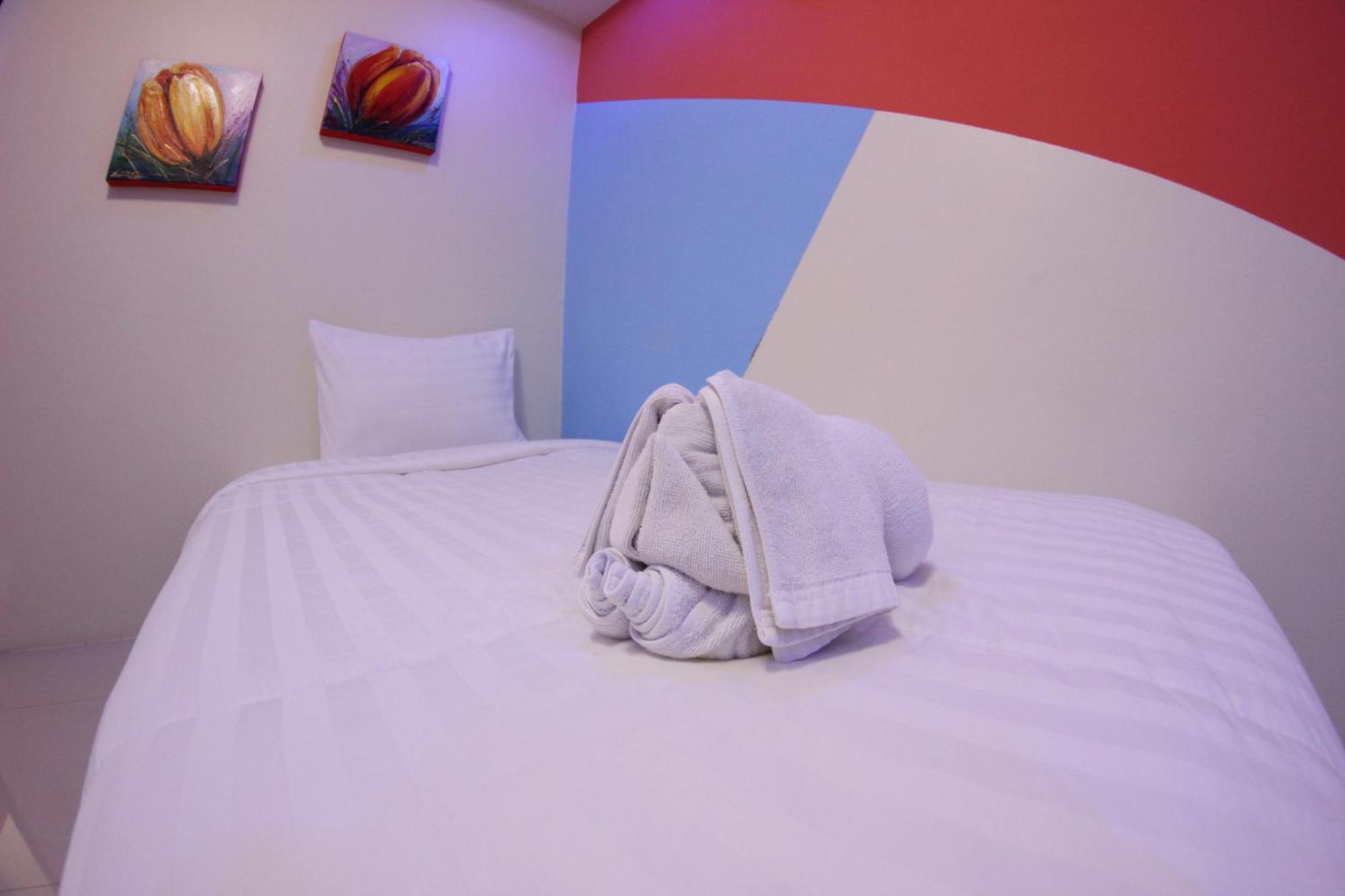 Tulip Inn Patong Extérieur photo