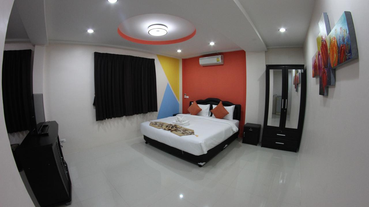 Tulip Inn Patong Extérieur photo